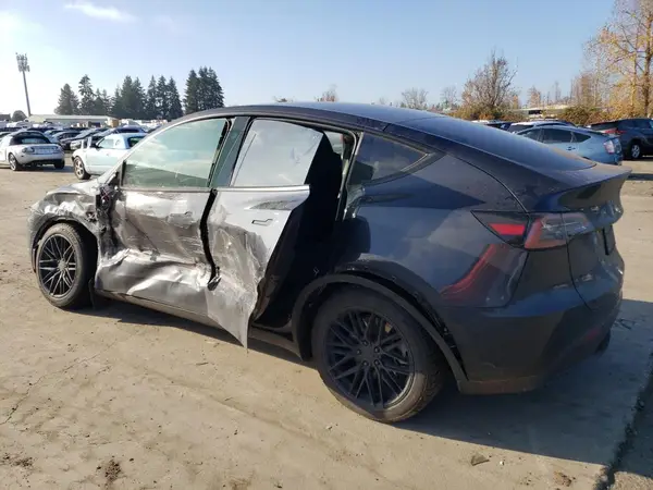 7SAYGDEE6RF151288 2024 TESLA MODEL Y - Image 2