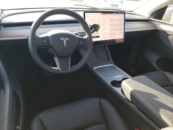 7SAYGDEE6RF151288 2024 TESLA MODEL Y - Image 8