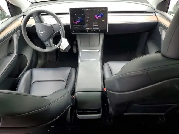 7SAYGDEE6RF159293 2024 TESLA MODEL Y - Image 8