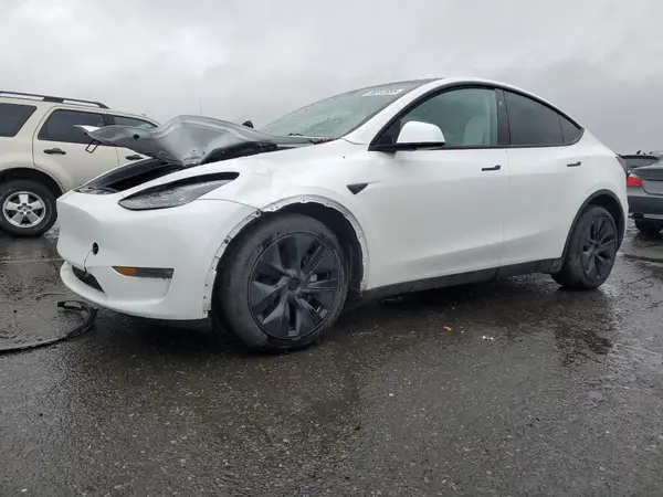 7SAYGDEE6RF162372 2024 TESLA MODEL Y - Image 1