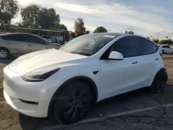 7SAYGDEE6RF177714 2024 TESLA MODEL Y - Image 1