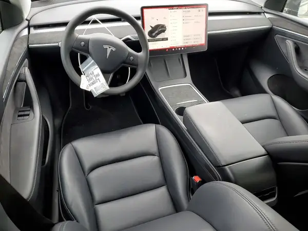 7SAYGDEE6RF181519 2024 TESLA MODEL Y - Image 8