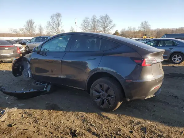 7SAYGDEE6RF182864 2024 TESLA MODEL Y - Image 2