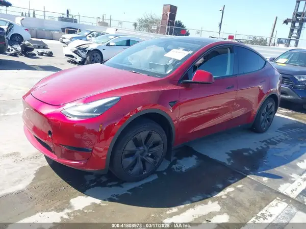 7SAYGDEE6RF190947 2024 TESLA MODEL Y - Image 2