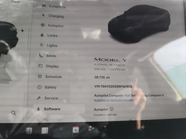 7SAYGDEE6RF197672 2024 TESLA MODEL Y - Image 8