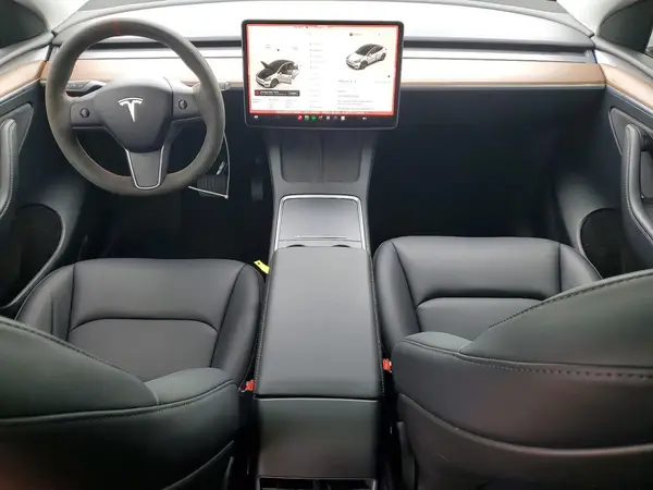 7SAYGDEE6RF198594 2024 TESLA MODEL Y - Image 8