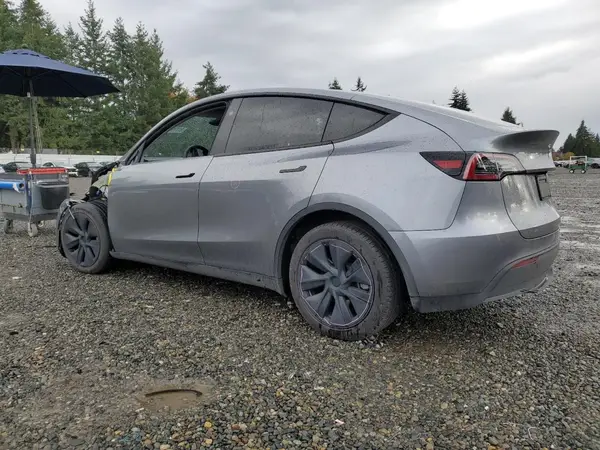 7SAYGDEE6RF199888 2024 TESLA MODEL Y - Image 2