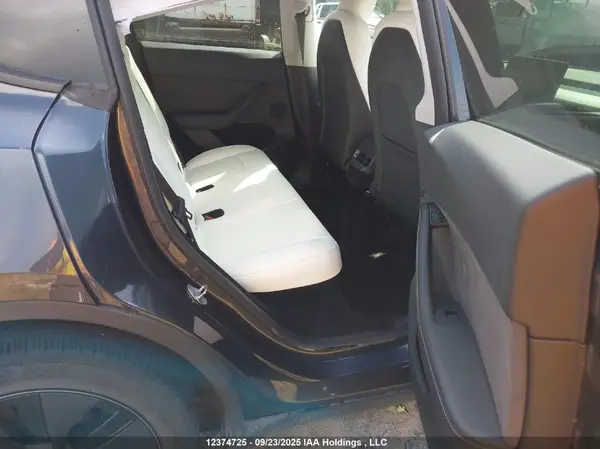 7SAYGDEE6RF203289 2024 TESLA MODEL Y - Image 8