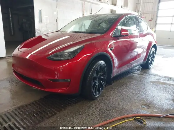 7SAYGDEE6RF204801 2024 TESLA MODEL Y - Image 2