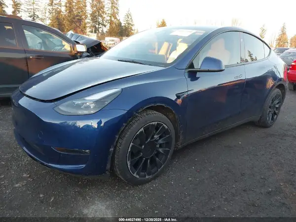 7SAYGDEE6RF982032 2024 TESLA MODEL Y - Image 2