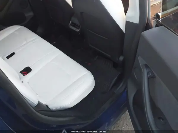 7SAYGDEE6RF982032 2024 TESLA MODEL Y - Image 8