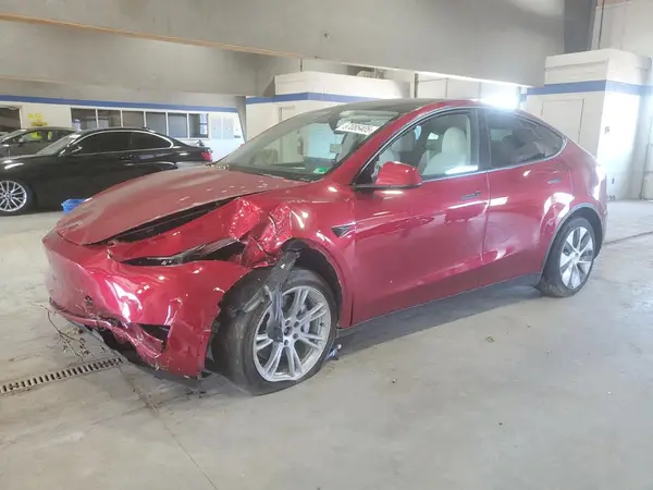7SAYGDEE6RF995069 2024 TESLA MODEL Y - Image 1
