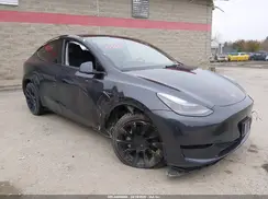 7SAYGDEE6SA338601 2025 TESLA MODEL Y