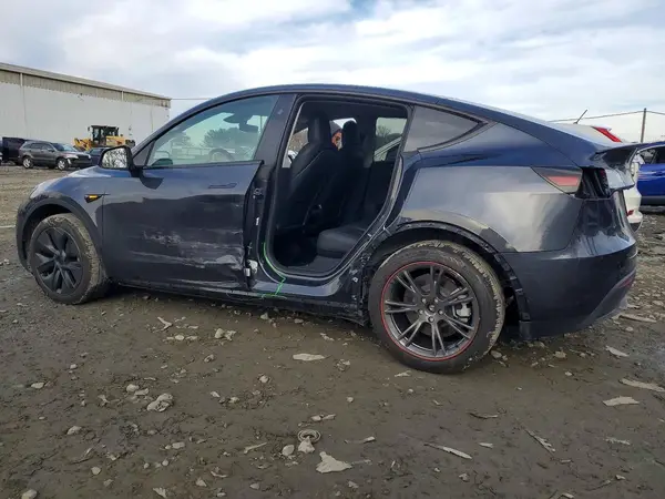 7SAYGDEE6SA339280 2025 TESLA MODEL Y - Image 2