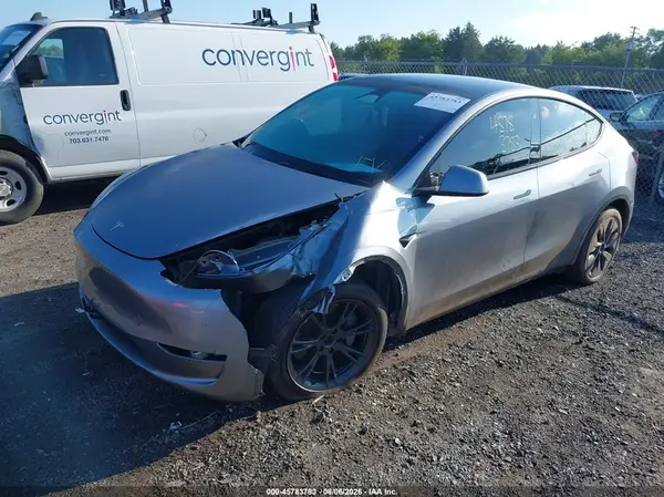 7SAYGDEE6SA343720 2025 TESLA MODEL Y - Image 2