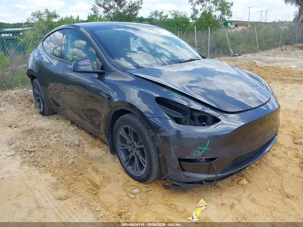 7SAYGDEE6SA350361 2025 TESLA MODEL Y - Image 1