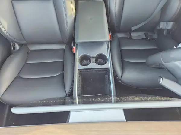 7SAYGDEE6SA353471 2025 TESLA MODEL Y - Image 8