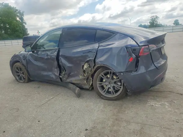 7SAYGDEE6SA360291 2025 TESLA MODEL Y - Image 2