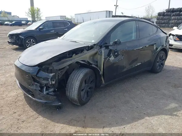7SAYGDEE6SA360372 2025 TESLA MODEL Y - Image 2