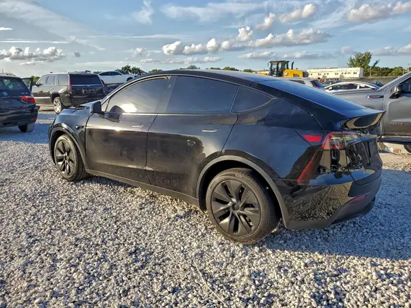 7SAYGDEE6SA366852 2025 TESLA MODEL Y - Image 2