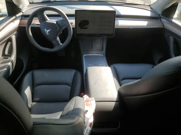 7SAYGDEE6SF223810 2025 TESLA MODEL Y - Image 8