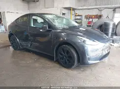 7SAYGDEE6SF224567 2025 TESLA MODEL Y
