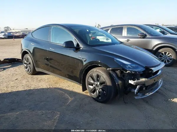 7SAYGDEE6SF238341 2025 TESLA MODEL Y - Image 1