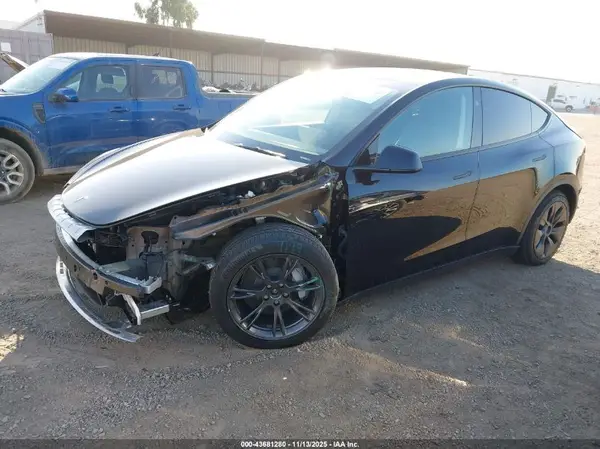 7SAYGDEE6SF238341 2025 TESLA MODEL Y - Image 2