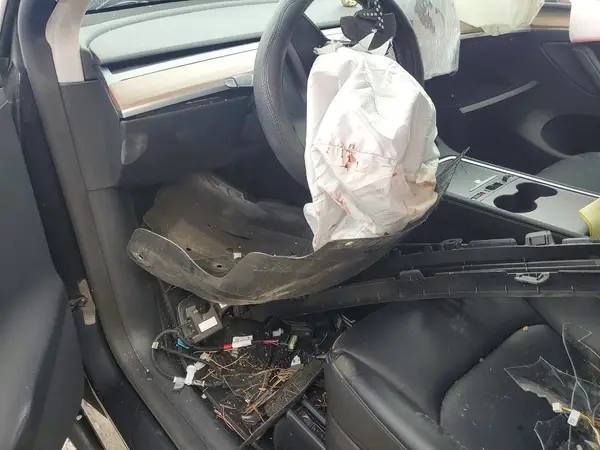 7SAYGDEE6SF253230 2025 TESLA MODEL Y - Image 8