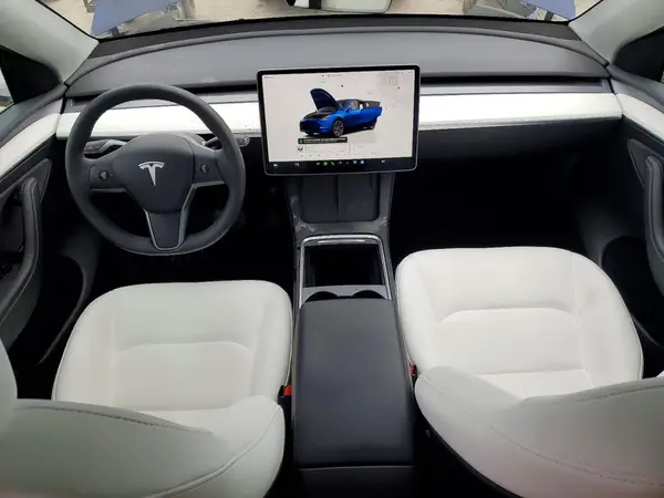 7SAYGDEE6SF257911 2025 TESLA MODEL Y - Image 8