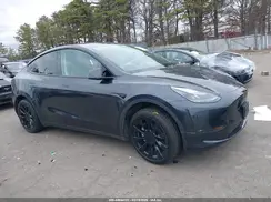 7SAYGDEE6SF258220 2025 TESLA MODEL Y