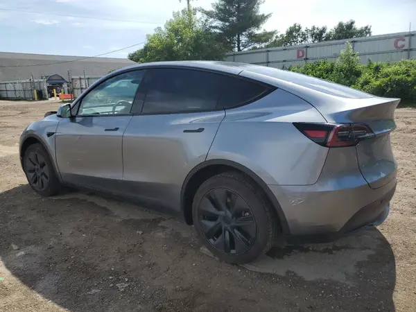 7SAYGDEE6SF294473 2025 TESLA MODEL Y - Image 2