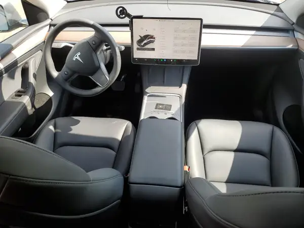 7SAYGDEE6SF294473 2025 TESLA MODEL Y - Image 8