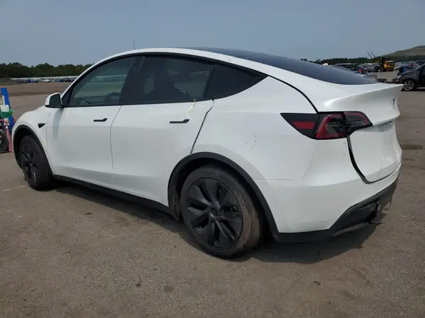 7SAYGDEE6SF304855 2025 TESLA MODEL Y - Image 2