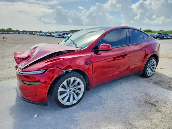 7SAYGDEE6TA380719 2026 TESLA MODEL Y - Image 1