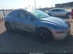 7SAYGDEE6TA401388 2026 TESLA MODEL Y