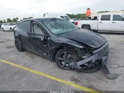 7SAYGDEE6TA405084 2026 TESLA MODEL Y