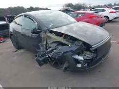 7SAYGDEE6TA410981 2026 TESLA MODEL Y