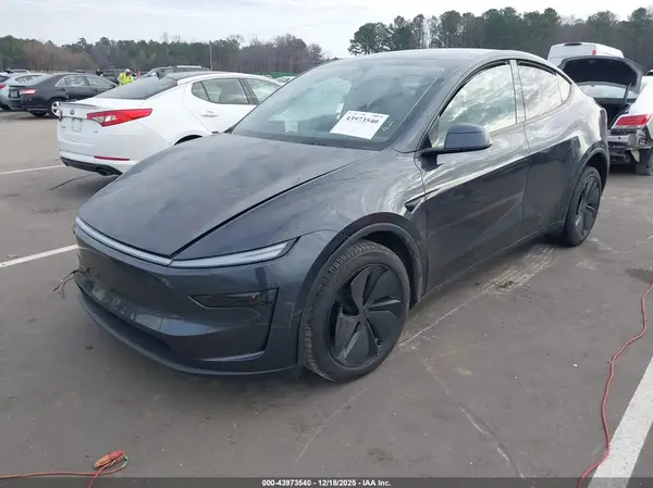 7SAYGDEE6TA410981 2026 TESLA MODEL Y - Image 2