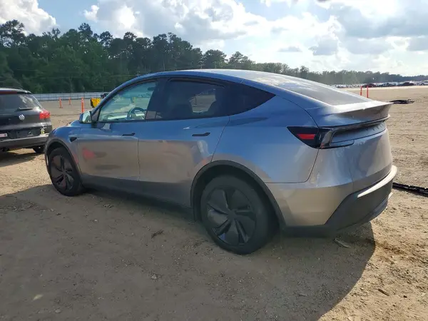7SAYGDEE6TA450767 2026 TESLA MODEL Y - Image 2