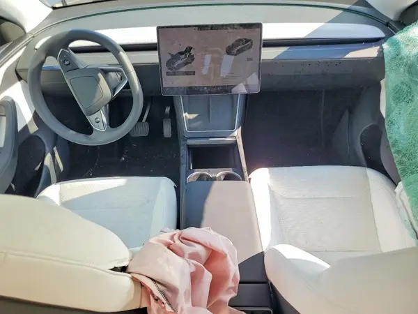7SAYGDEE6TA450767 2026 TESLA MODEL Y - Image 8