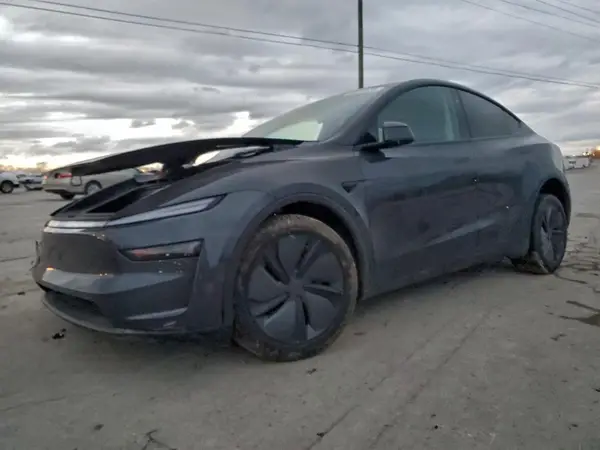 7SAYGDEE6TA463454 2026 TESLA MODEL Y - Image 1
