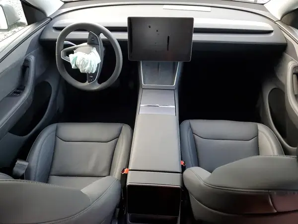 7SAYGDEE6TA477287 2026 TESLA MODEL Y - Image 8