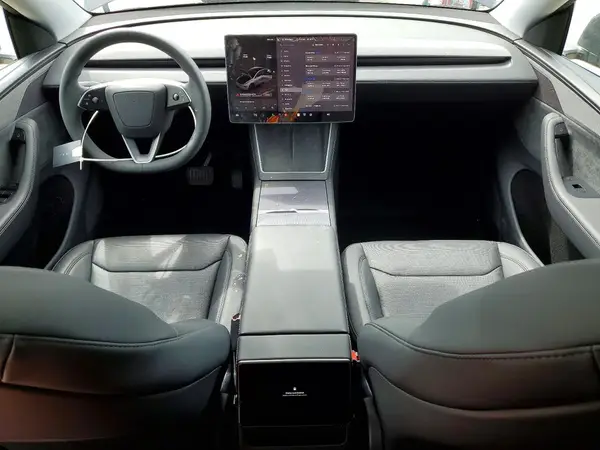 7SAYGDEE6TA488998 2026 TESLA MODEL Y - Image 8