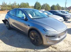 7SAYGDEE6TA490718 2026 TESLA MODEL Y