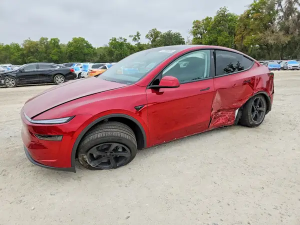 7SAYGDEE6TA587871 2026 TESLA MODEL Y - Image 1
