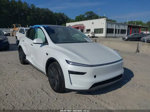 7SAYGDEE6TA592200 2026 TESLA MODEL Y - Image 1