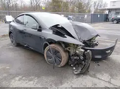 7SAYGDEE6TA622926 2026 TESLA MODEL Y