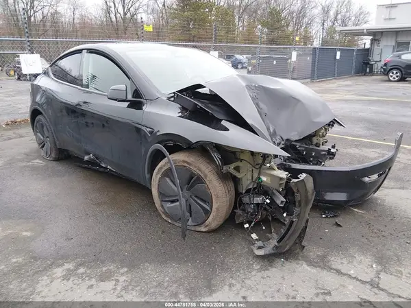 7SAYGDEE6TA622926 2026 TESLA MODEL Y - Image 1
