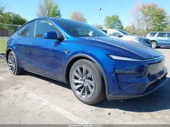 7SAYGDEE6TA633974 2026 TESLA MODEL Y